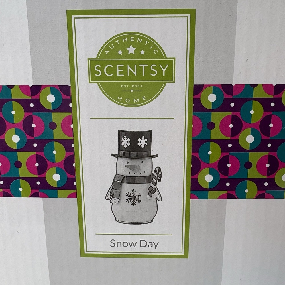 Scentsy Snow Day Warmer Holiday Collection 2021 Snowman